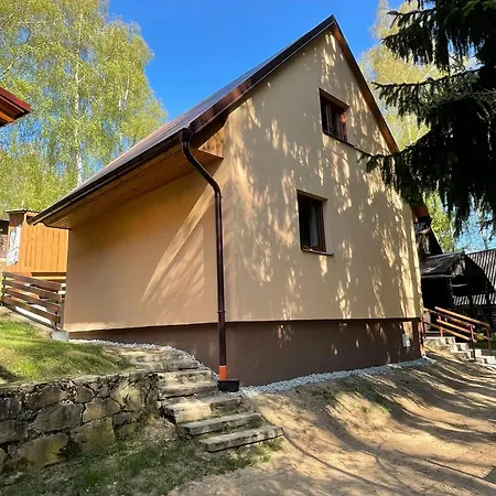 Komornik 14 別荘 Kunžak
